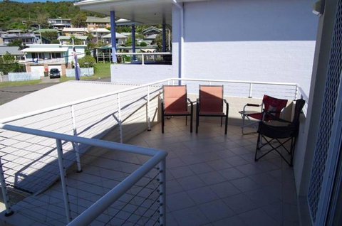 Adrift, 5B Scott Street - Accommodation Main Beach 2