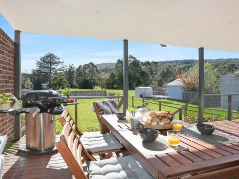 Advilla - Stylish, Charming And Central Location - Accommodation Main Beach 0