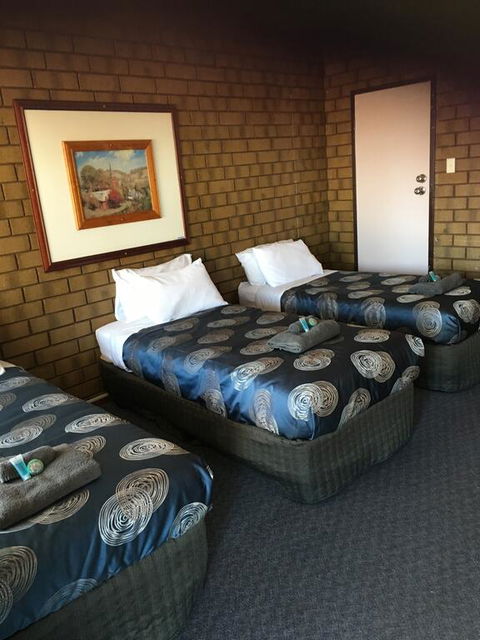 Airport Whyalla Motel - Accommodation Main Beach 2