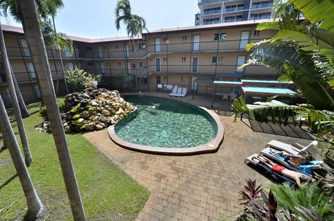 Alatai Holiday Apartments - Accommodation Main Beach 1