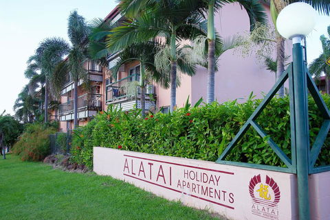 Alatai Holiday Apartments - Accommodation Main Beach 2