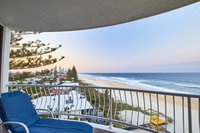 Albatross North Apartments