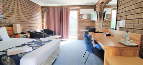 Albury Garden Court Motel - Accommodation Main Beach 1