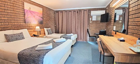 Albury Garden Court Motel - Accommodation Main Beach 2