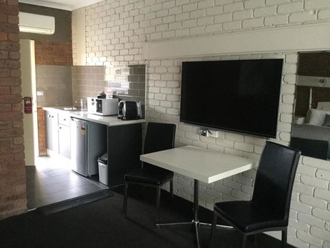 Albury Townhouse Motel - Accommodation Main Beach 2