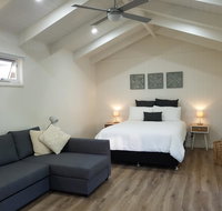 Alkira - Accommodation Main Beach