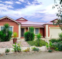 All Seasons Port Elliot Holiday House - Accommodation Main Beach