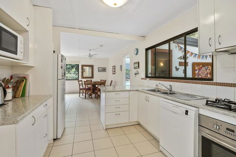 Allamanda Cottage - Accommodation Main Beach 3
