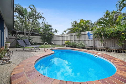 Allamanda Sands - 23 Oriole Avenue - Accommodation Main Beach 0