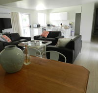 Almas Cottage - Accommodation Main Beach
