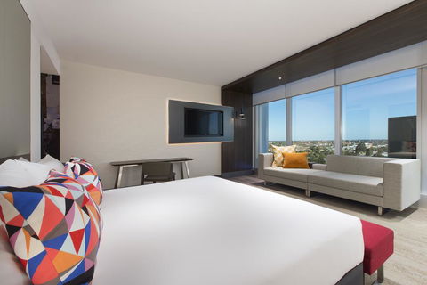 Aloft Perth - Accommodation Main Beach 3