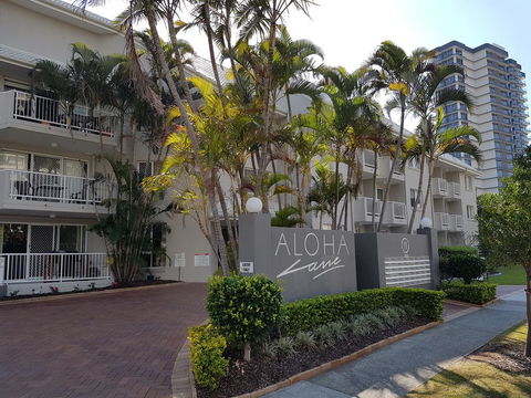 Aloha Lane Holiday Apartments - Accommodation Main Beach 1