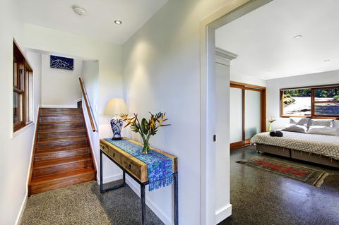 Aloha Ohana - Accommodation Main Beach 3