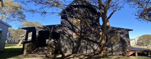 Alpine Interlude - Accommodation Main Beach 1