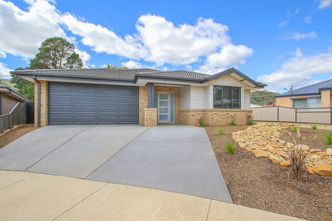 Alpine Knights Stylish Luxury - Accommodation Main Beach 2