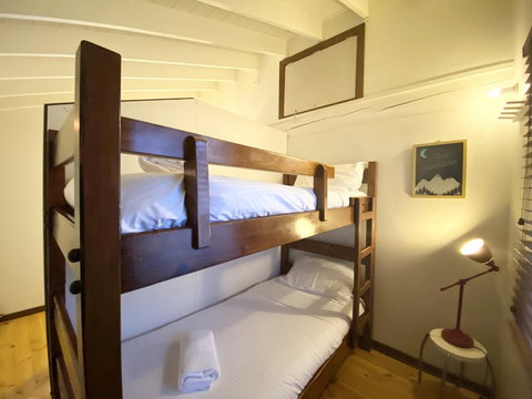 Alpine Retreat - Accommodation Main Beach 2