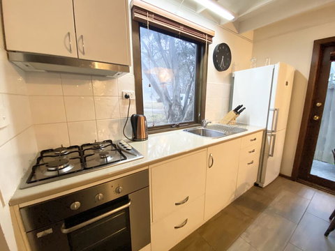 Alpine Retreat - Accommodation Main Beach 3