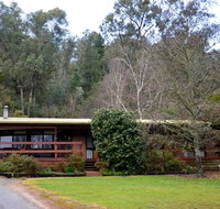 Alrima Lodge Bright - Accommodation Main Beach