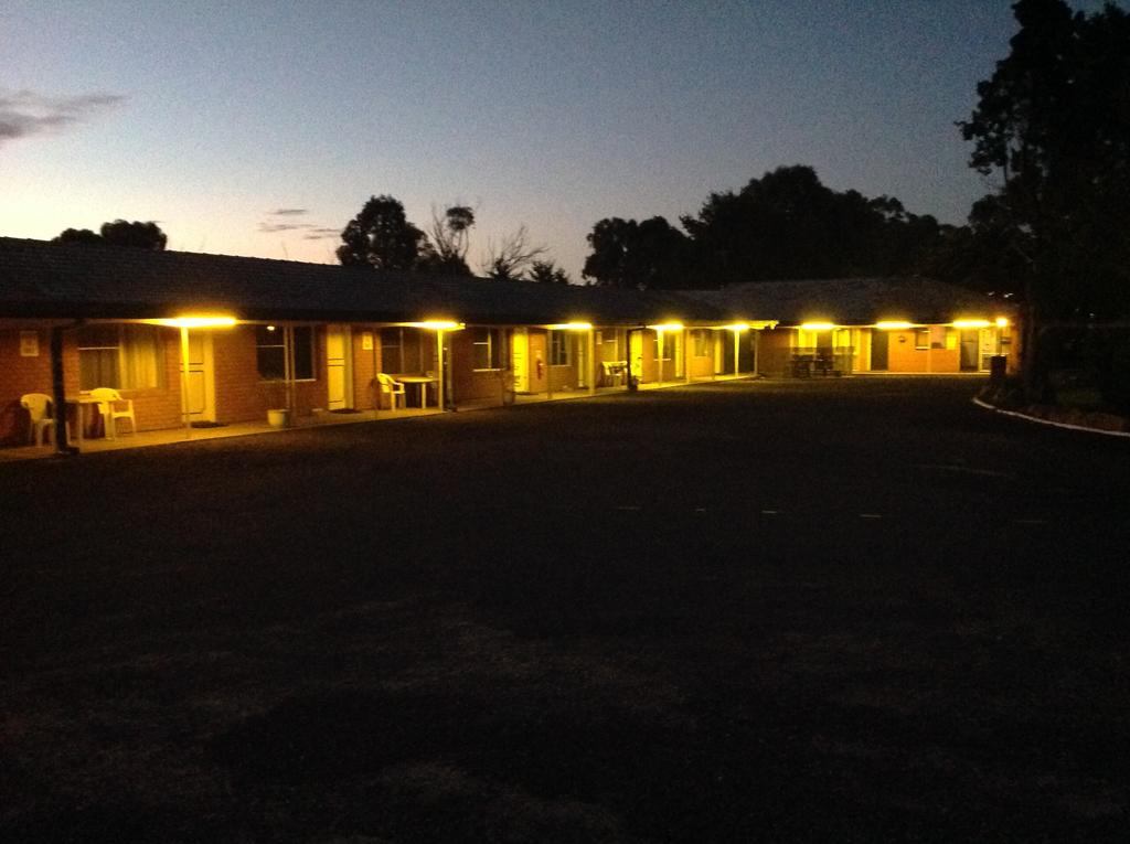 Arding NSW Accommodation Main Beach