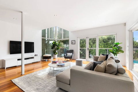 Amalfi Dream - Luxury Villa With Pool And Spa, Walk To Beach And Shops - Accommodation Main Beach 3