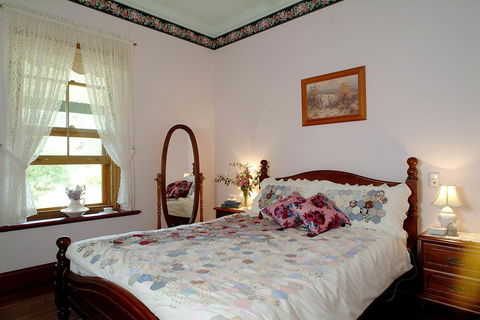 Amanda's Cottage 1899 - Accommodation Main Beach 2