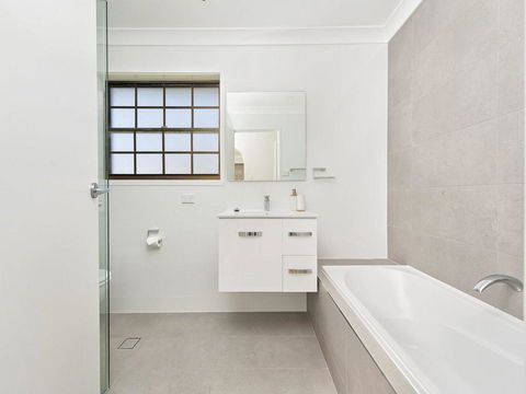 Amaroo Retreat @ Fingal Bay - Accommodation Main Beach 2