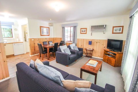 Amber Cottage - Accommodation Main Beach 0