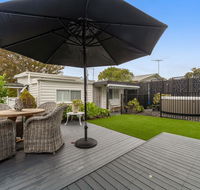 Amber Cottage Luxury Seaside Retreat with outdoor spa - Accommodation Main Beach