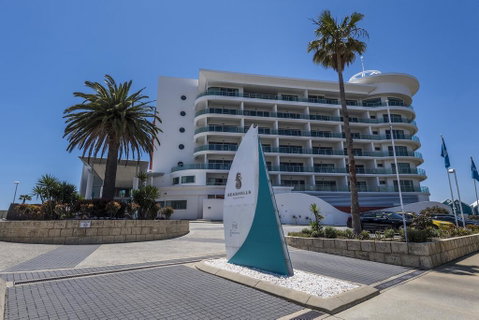 AN OCEAN,BEACH And POOL VIEW APARTMENT - Apt 210 SEASHELLS RESORT - Accommodation Main Beach 2