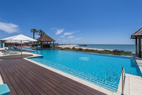 AN OCEAN,BEACH And POOL VIEW APARTMENT - Apt 210 SEASHELLS RESORT - Accommodation Main Beach 1