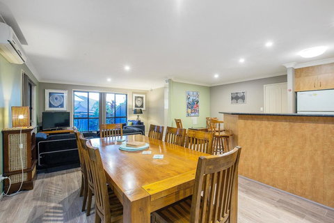 Anaheim House2 North By Getastay - Accommodation Main Beach 2