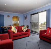 Anchorage 7 Beautifully Renovated Close to Rockpool - Accommodation Main Beach