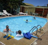 Anchorbell Holiday Apartments - Accommodation Main Beach