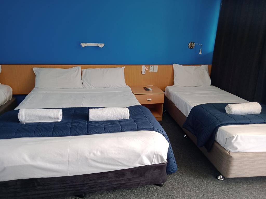 Annerley QLD Accommodation Main Beach