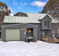 Aosta - Accommodation Main Beach