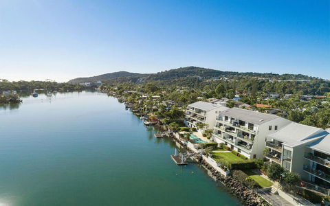 Apartment 5 Commodore - Accommodation Main Beach 0