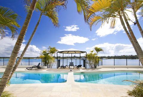 Apartment 5 Commodore - Accommodation Main Beach 3