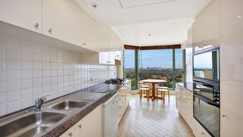 Apartment In The Heart Of Chatswood - Accommodation Main Beach 1