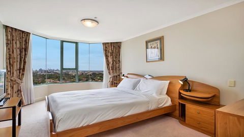 Apartment In The Heart Of Chatswood - Accommodation Main Beach 2