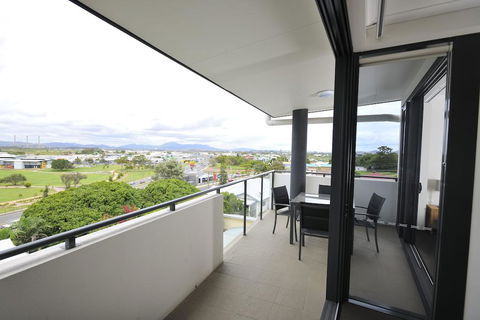 Apartments G60 Gladstone - Accommodation Main Beach 1