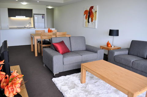 Apartments G60 Gladstone - Accommodation Main Beach 2