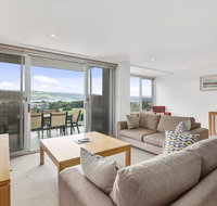 APOLLO BLUE 6 - modern waterfront apartment - Accommodation Main Beach
