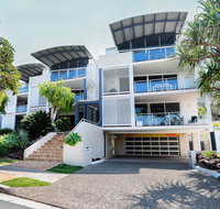Aqua Promenade Beachfront Holiday Apartments - Accommodation Main Beach
