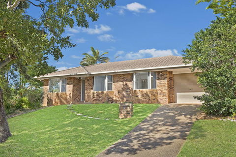 Aqualuna At Lighthouse Beach 8 Capalla Court - Accommodation Main Beach 0