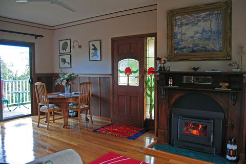 Araluen Park Cottages - Accommodation Main Beach 3