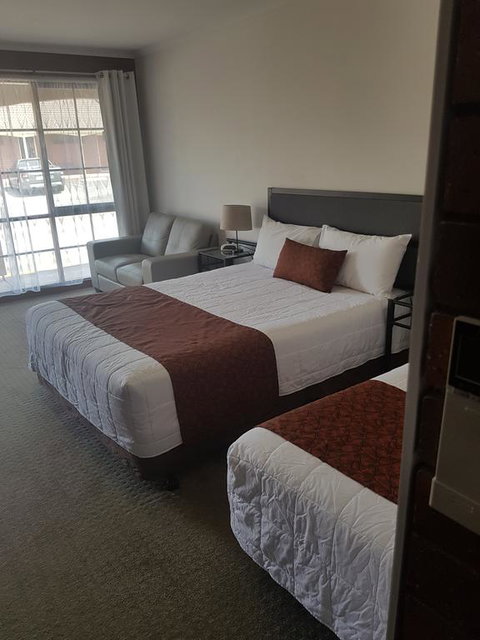 Ararat Colonial Lodge Motel - Accommodation Main Beach 3