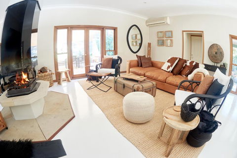 Arcadian Retreat - Accommodation Main Beach 0