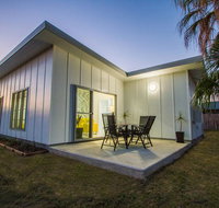 Ashanti - Accommodation Main Beach