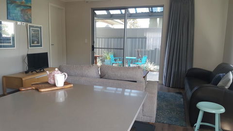 Ashford House - Accommodation Main Beach 0