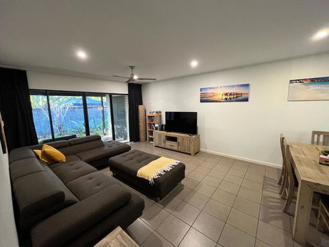 Luxury Executive Apartment At Broome Cable Beach - Accommodation Main Beach 1